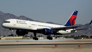 Žena v lietadle dostala jablko, po pristáti jej zaň vyčíslili pokutu 500 dolárov