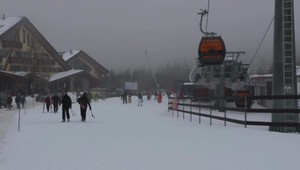 V Jasnej sa spustila premávka novej šesťmiestnej kabínkovej lanovky