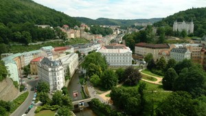 Rusi chcú po Kryme aj české Karlove Vary, tvrdí expert