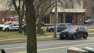 Nočná streľba na univerzitnom internáte: Dvaja mŕtvi, jeden zranený