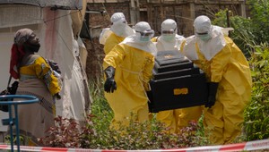 Svet sa obáva smrtiaceho vírusu: Dá sa ebola prežiť?