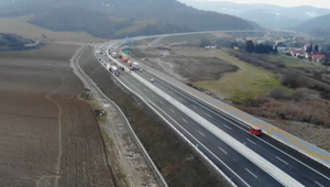 Nový úsek rýchlostnej cesty R2 stavali dlhšie a drahšie, ale už je realitou
