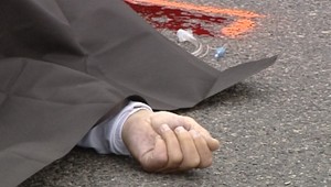 Samovrahyňa pri skoku zabila chodca