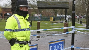 Skripaľa a jeho dcéru priotrávili dvaja muži, odišli do Ruska. Britský denník sa odvoláva na Scotland Yard