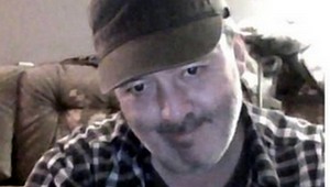 Vyšetrovanie streľby v Las Vegas útočník poriadne sťažil