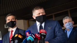 Vláda dostala dôveru. Fico označil Matoviča za premiéra Rómov