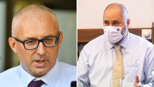 Koalícia reaguje na odchod Miroslava Kollára. Poslanec Linhart ho označil za zbabelca