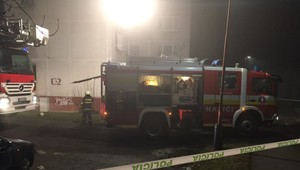 V Bardejove evakuovali z bytovky vyše sto ľudí. Obyvatelia ostali bez strechy nad hlavou