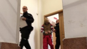 Mladík vykradol mestský úrad. Trestaný bol už 15-krát