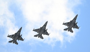 1513. deň na Ukrajine: Poľská armáda v reakcii na ruské útoky na Ukrajinu vyslala do vzduchu stíhačky