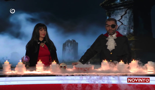 Prekvapenie pre divákov JOJky: Moderátori spravodajstva sa ukázali v halloweenskych maskách!