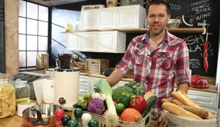 Kuracie prsia s tlačeným zelerom/Fusilli so špenátom a sardelami/Banánový sen