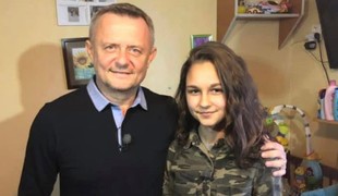 Pamätáte si Rómku Timejku zo Siedmeho neba? Dievča z osady si splnilo svoj veľký sen!