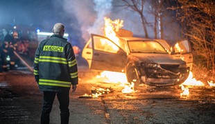 Pikošky z nakrúcania výbuchu auta v Ultimáte: V pozore bola aj nemocnica na Kramároch!