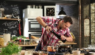 Palacinky s likérom a pomarančmi/Kuracie filety v pivnom ceste