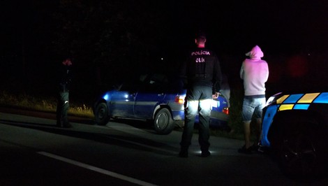 Dali sa na útek autom pri Zlatých Moravciach. Policajti neverili vlastným očiam