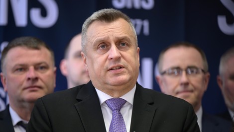 Siahne vláda na 13. dôchodky a zdaní veľké firmy? Danko priblížil možné opatrenia