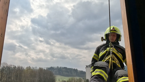 Oheň pod lupou: Takto vyzerá výcvik budúcich hasičov