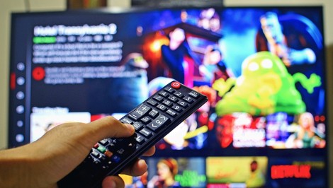 Netflix mení stratégiu. Kritici streamovacej služby tento krok ocenili