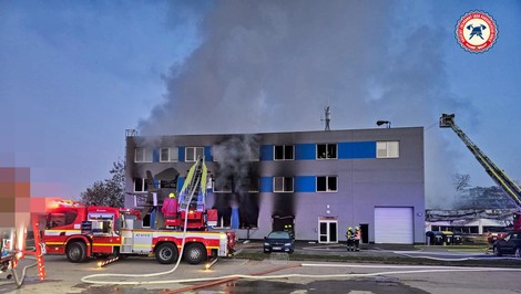 Američanka, zadržaná na Slovensku kvôli útoku v Pardubiciach, je v Česku