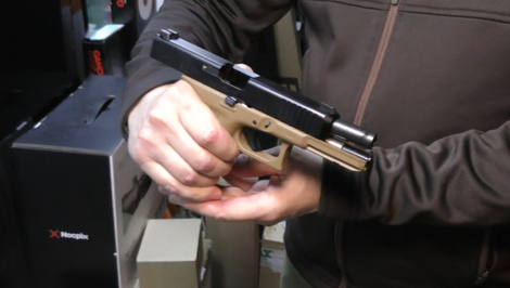 Krízy ženú Slovákov k zbraniam: Zbrojný preukaz žiadajú každoročne tisícky ľudí