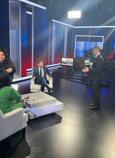 Politika 24 - Michal Šimečka 1