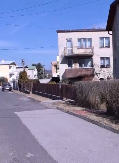 Policajti ukončili vyhrážky opitého muža. Manželka mala na obavy pádny dôvod