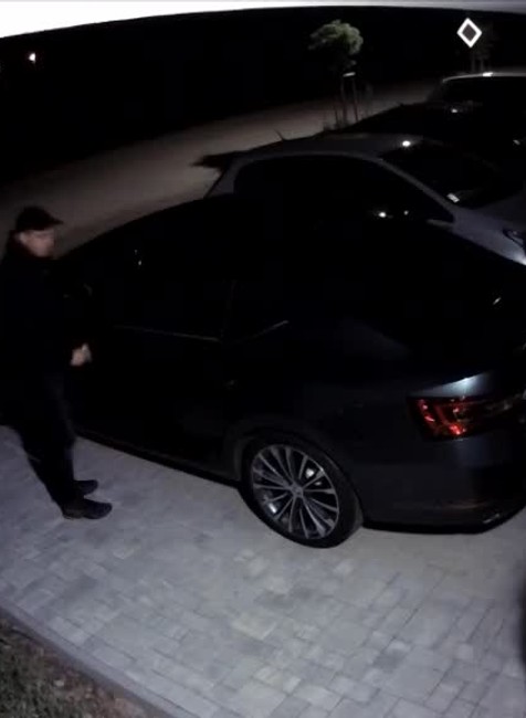 Neúspešní zlodeji úradovali pred rodinným domom. Odborník z HAKA radí, ako sa brániť pred krádežou