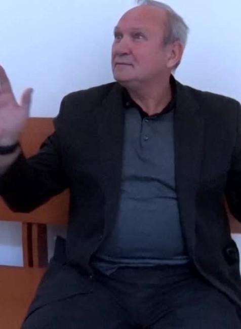 [multi] Kemény súd 3159