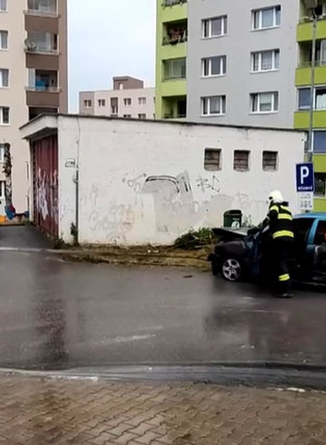 auto 4