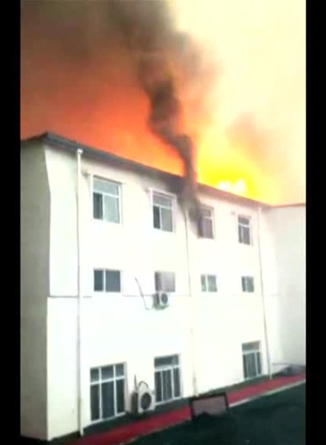 Čína požiar v hoteli4865