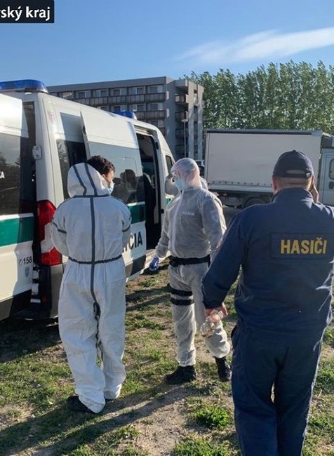 Policajti zasahovali v karanténnom centre v Gabčíkove