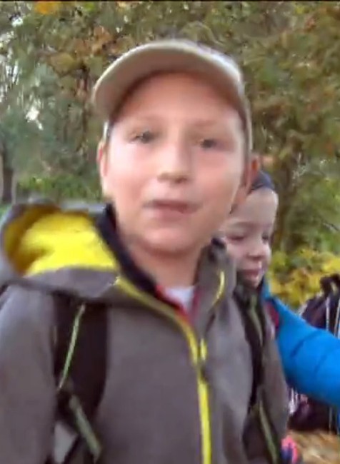 Rodičia sú spokojní, deti šťastné a ešte aj ochraňujú prírodu. Pešibus je novým hitom školákov