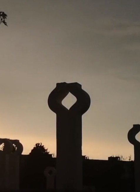 Kamenné kvety v Lučenci