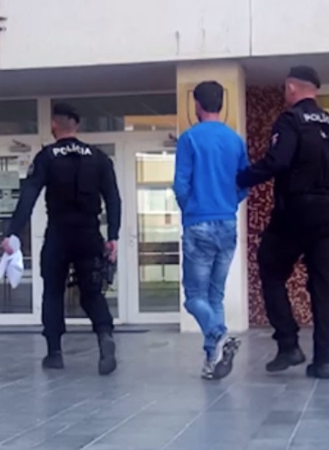 Rumun sa v Trenčíne obnažoval pred 17-ročnými študentkami