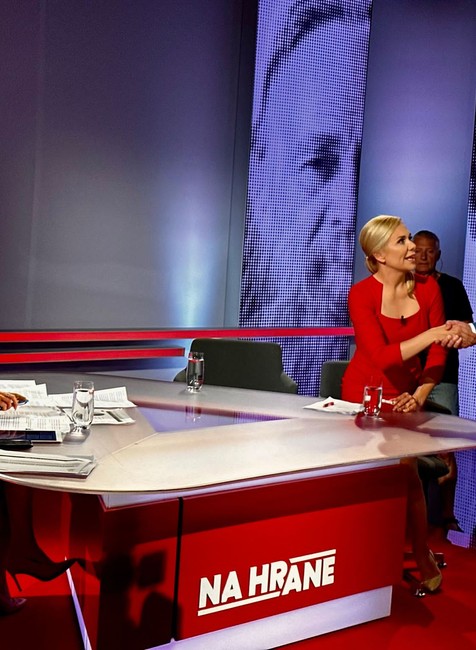 fa583753-d633-49cc-a000-d209bdbf15ab