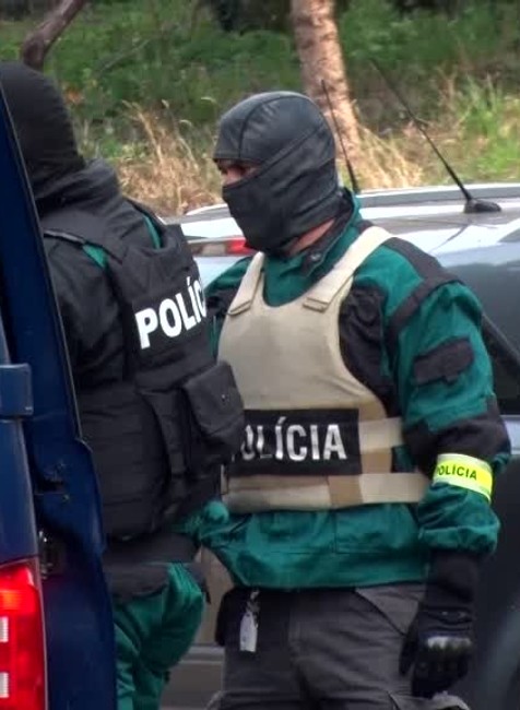 [multi] Policajná akcia Partizán a Čistič rozbila gang drogových dílerov 1325
