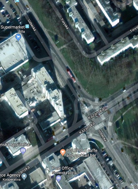 satelitné zábery na križovatku Kazanská