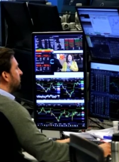 Sporíte si správne? Väčšina ľudí v druhom pilieri prichádza o peniaze