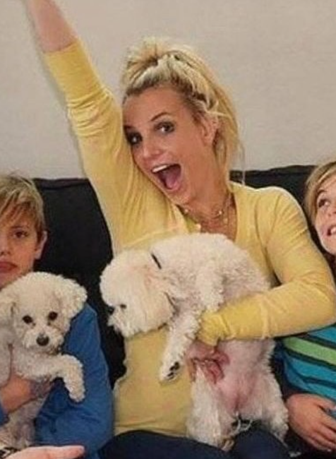 Britney Spears so synmi