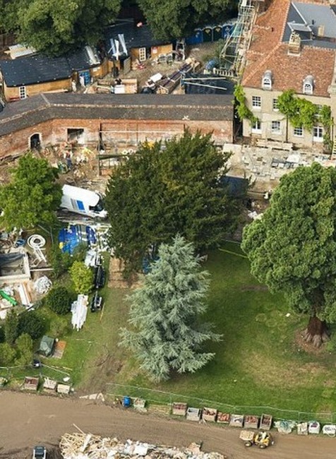 Sídlo Clooneyovcov 1