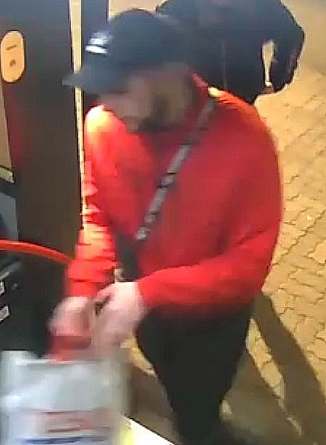 Neznámy muž obťažoval ženu na ulici