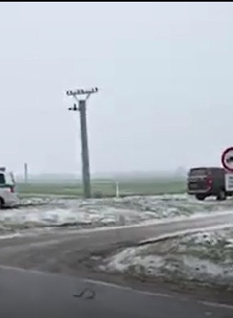 Nehode medzi dedinami v okrese Dunajská Streda. Cyklista neprežil zrážku s dodávkou. 