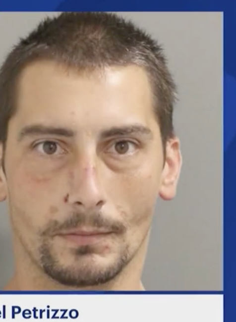 Chcel spáchať samovraždu, no policajti ho zachránili. Po obhliadke jeho domu zostali šokovaní