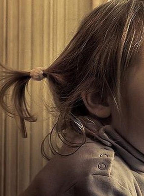 dievcatko sa pozera, skolkar