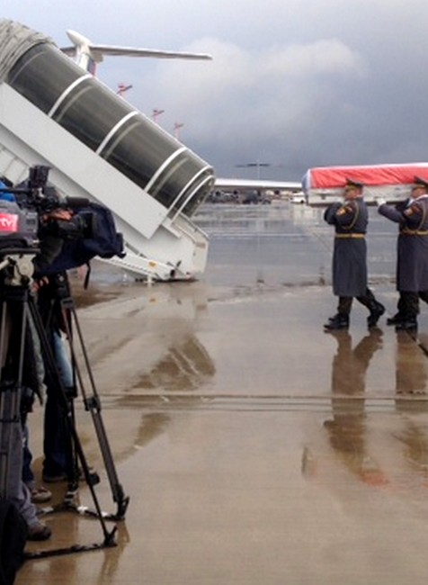 slovenski vojaci rakvy Ramstein Nemecko1
