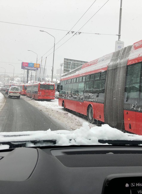 Odstavené trolejbusy na Pražskej ulici 