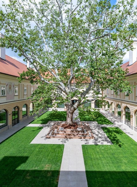 V Žiari nad Hronom otvorili zrekonštruovaný kaštieľ