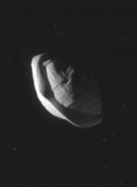 Mesiac Saturnu