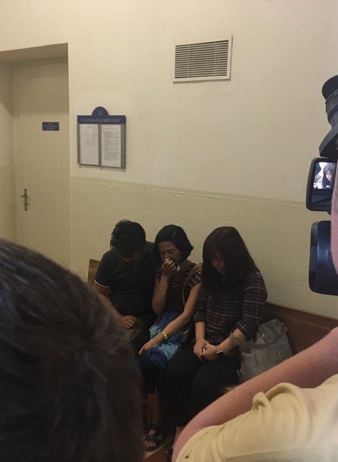 Rodina zabitého Henryho na súde 